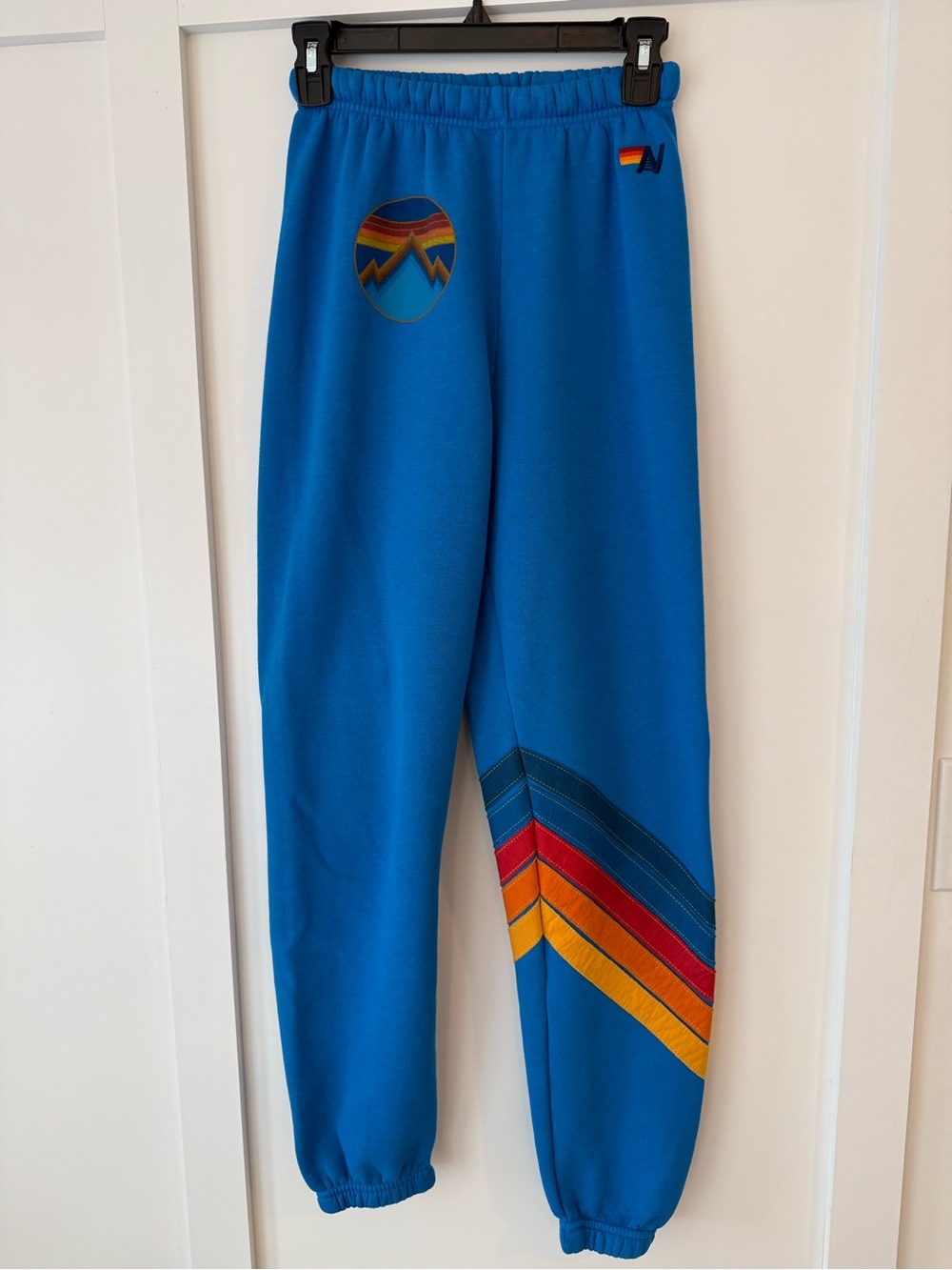 ALL SEASONS CIRCLE CHEVRON SWEATPANTS | WOMEN’S | S | ADVENTURE BLUE - NEW